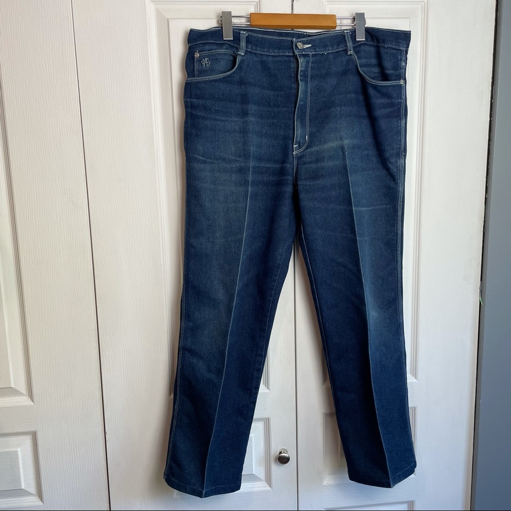 Straight Leg Vintage Jeans - Picture 3 of 6